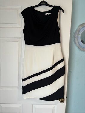 Studio One Black and White Sleeveless Midi Dress
